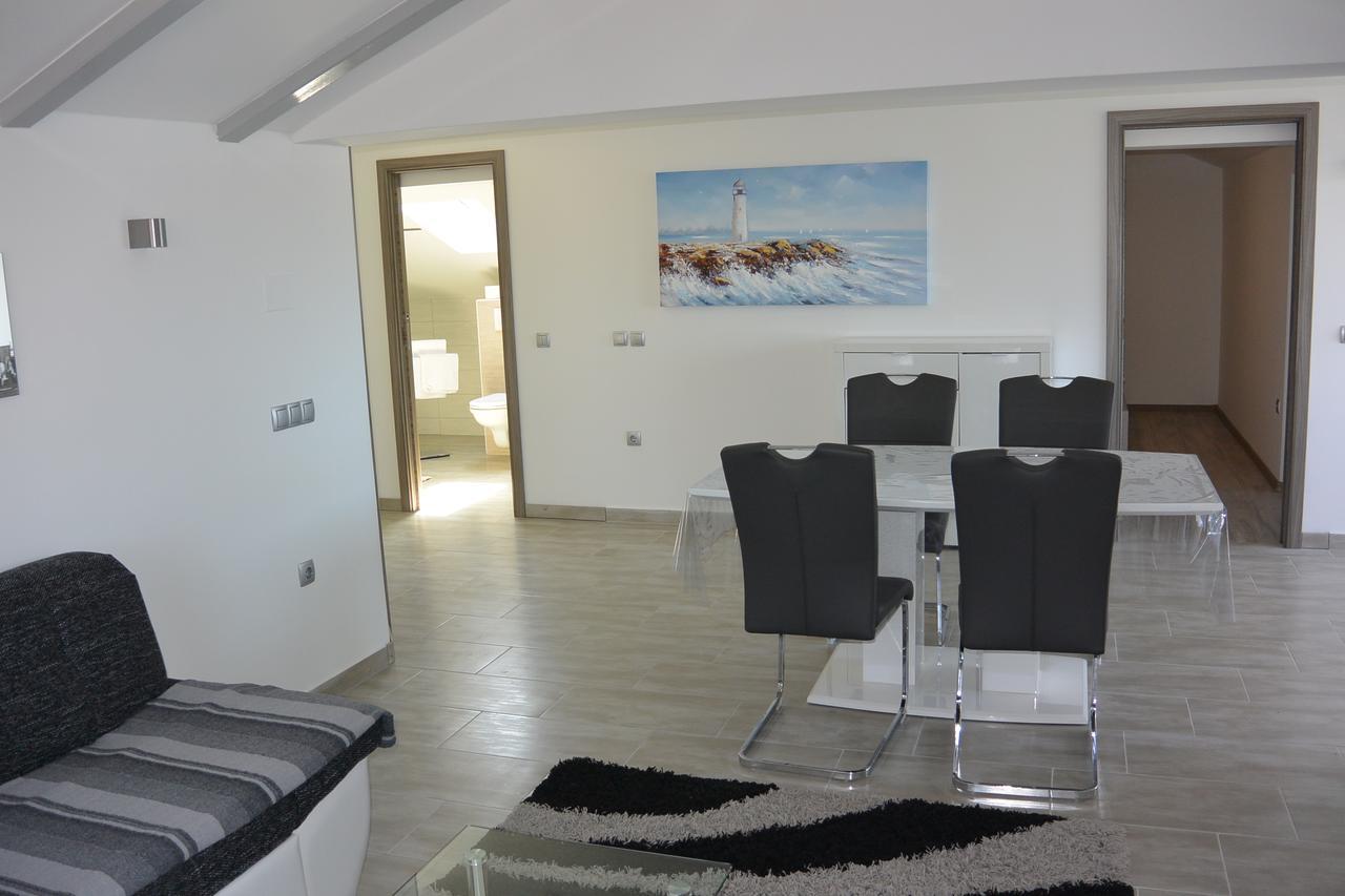 Apartments Nautica Barbat na Rabu ภายนอก รูปภาพ